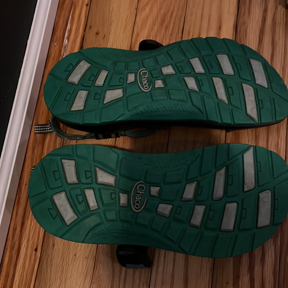 Chacos size 4 Kids (fits similar to a size 6/6.5 W) - Picture 4 of 5
